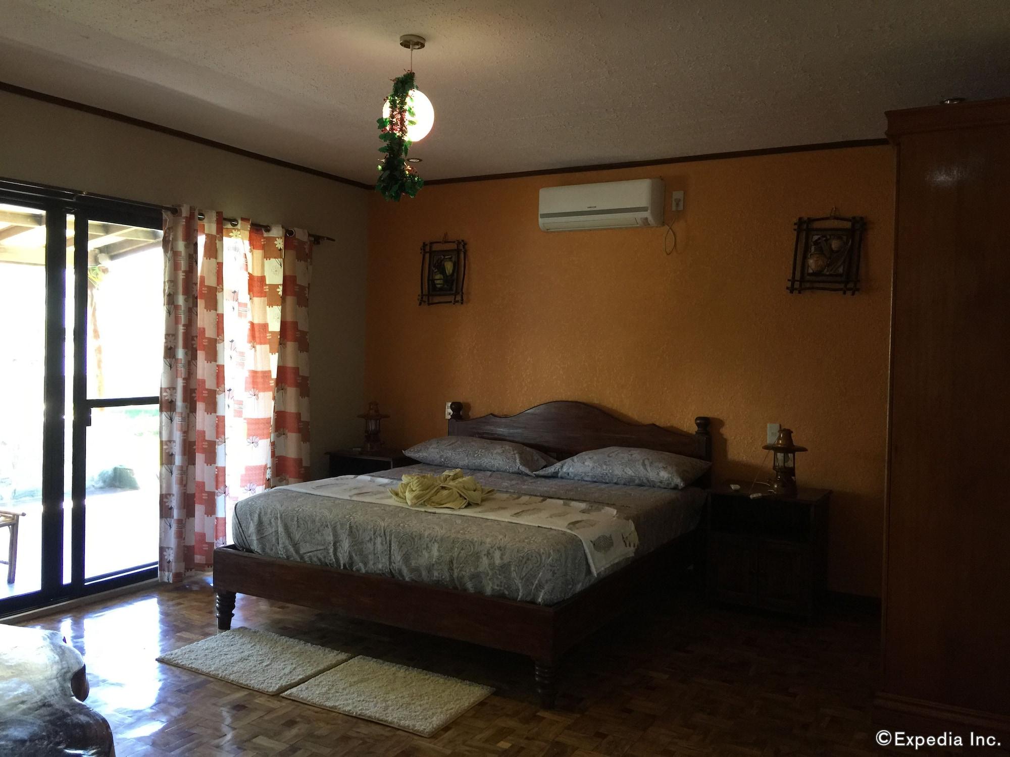 Hotel Tiptop Hotel, Resto And Delishop Panglao